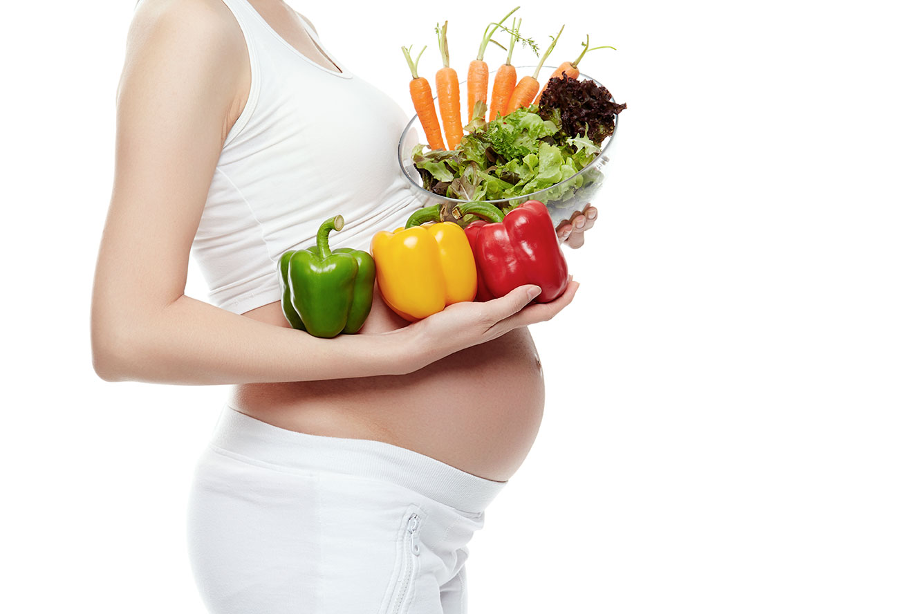 Mitos sobre la alimentación durante el embarazo: ¿hay algo de cierto en ellos?